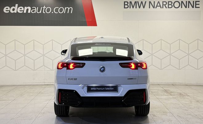 BMW iX2 iX2 eDrive20 204ch BVA M Sport 5p Blanc de 2025