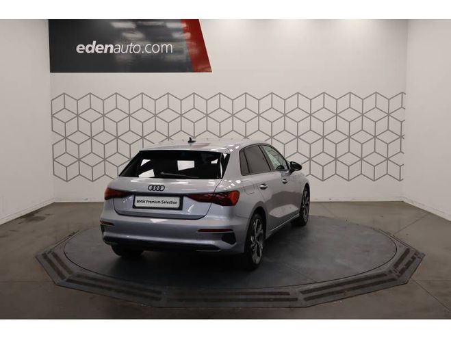 Audi A3 Sportback 35 TDI 150 S tronic 7 Design L gris de 2022