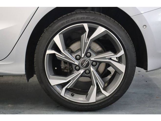 Audi A3 Sportback 35 TDI 150 S tronic 7 Design L gris de 2022
