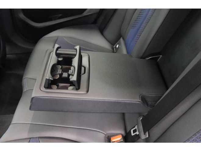 BMW Serie 1 118i 136 ch M Sport gris de 2023
