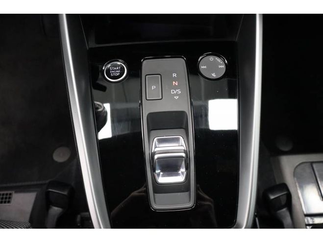Audi A3 Sportback 35 TFSI Mild Hybrid 150 S tron gris de 2021