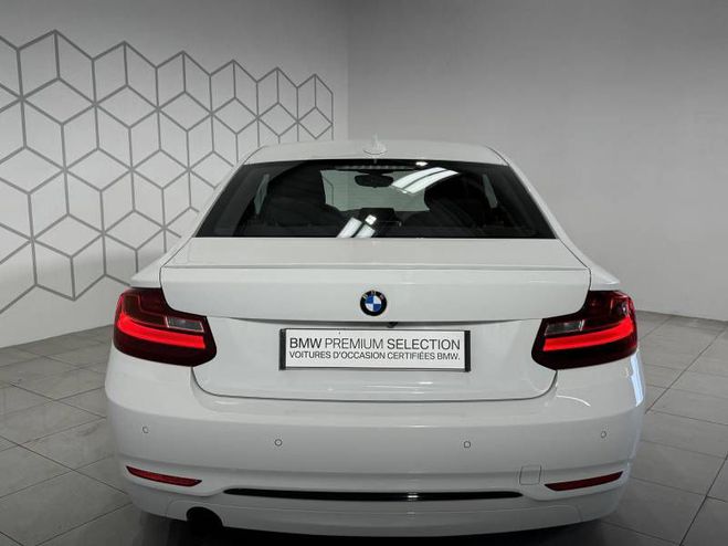 BMW Serie 2 Coupe 218d 150 ch BVA8 Sport blanc de 2017