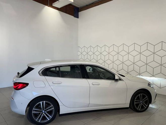 BMW Serie 1 116i 109 ch DKG7 M Sport blanc de 2023