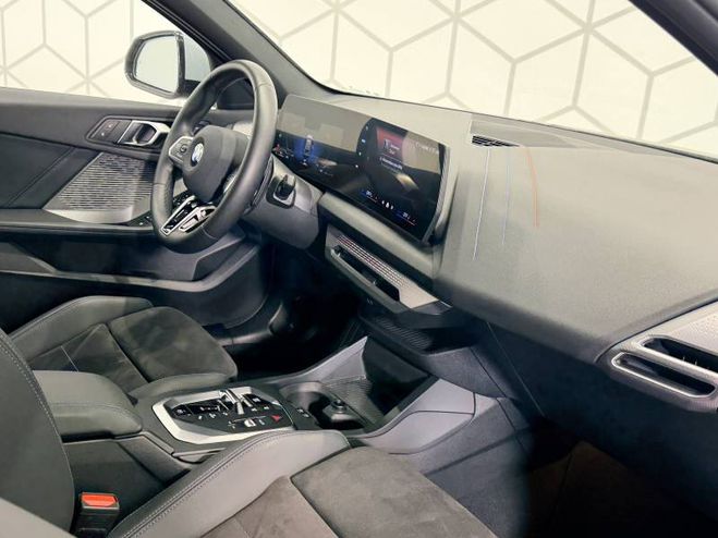 BMW Serie 1 120 170 ch DKG7 M Sport gris de 2025