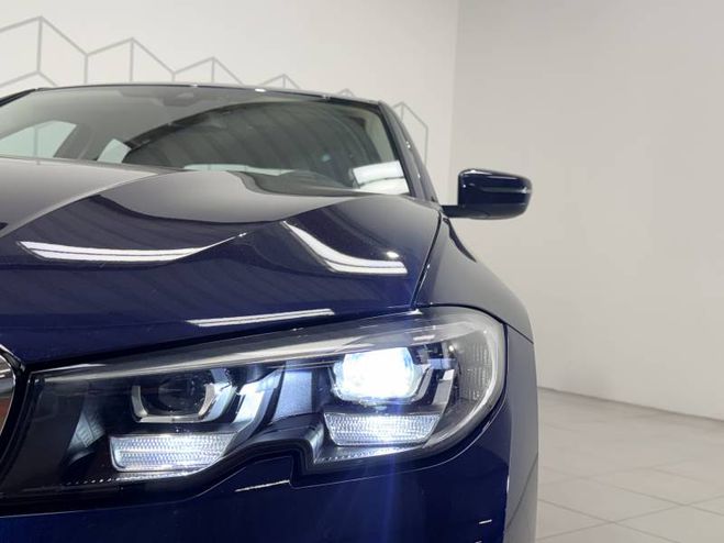 BMW Serie 3 318d 150 ch BVA8 Business Design bleu de 2019