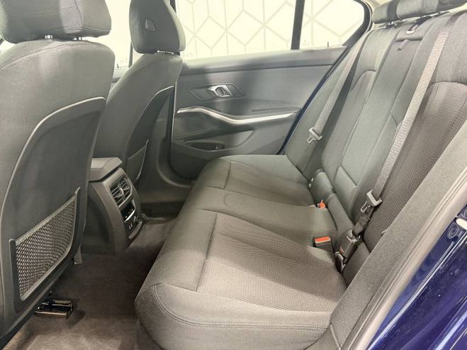 BMW Serie 3 318d 150 ch BVA8 Business Design bleu de 2019