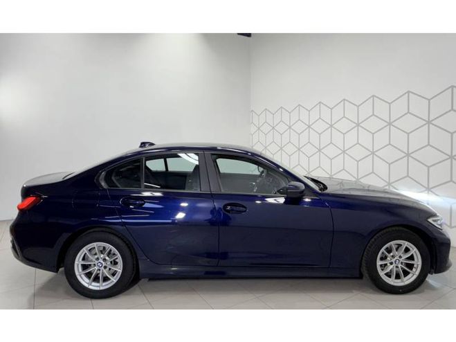 BMW Serie 3 318d 150 ch BVA8 Business Design bleu de 2019