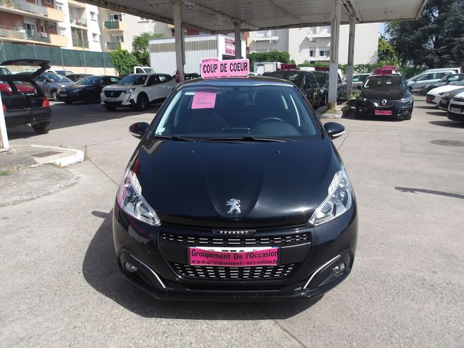 Peugeot 208 1.2 PURETECH 82CH ALLURE 5P NOIR de 2017