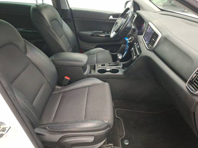 Kia Sportage 1.6 CRDi 136ch MHEV ISG DCT7 4x2 Black E blanc de 2021