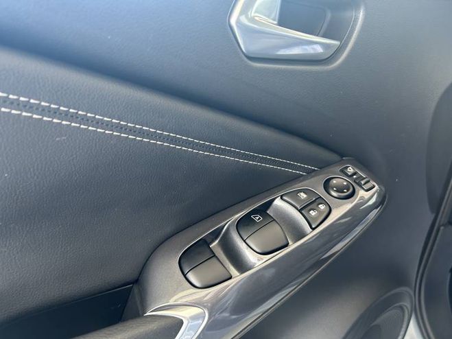 Nissan Juke DIG-T 114 DCT7 N-Connecta gris de 2023