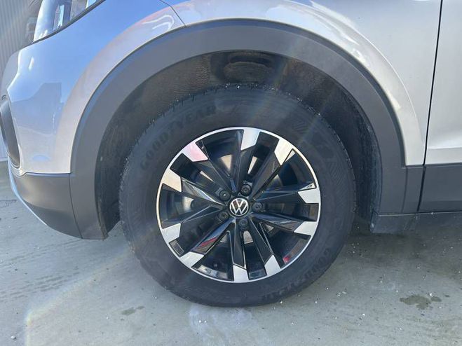Volkswagen T Cross 1.0 TSI 110 Start/Stop DSG7 Life Plus gris de 2023