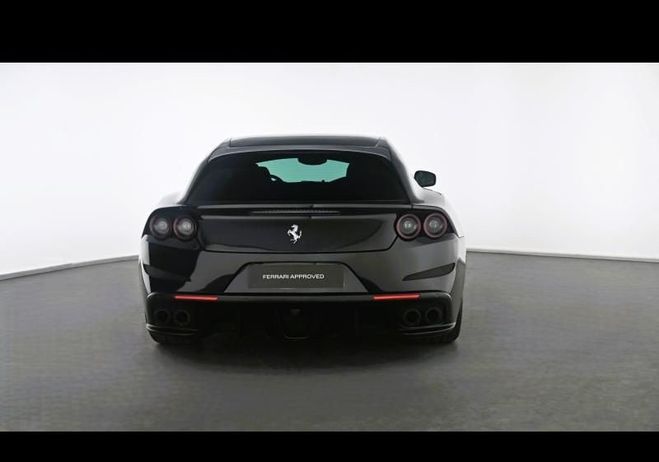 Ferrari GTC4 Lusso GTC4Lusso V12 6.3 690ch Noir de 2016