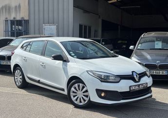  Voir d&eacute;tails -Renault Megane III (3) Estate 1.5 DCI 110 Energy Life E &agrave; Saint-Martin-d'H�res (38)