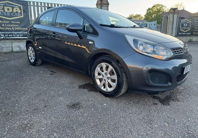 Kia Rio ACTIVE 1.2i 84 CV 1 �res mains Gris de 2014
