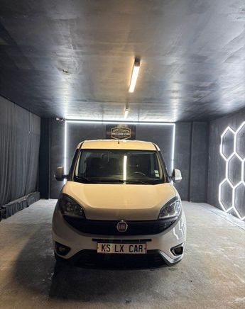  Voir d&eacute;tails -Fiat Doblo 1.6CDTI 105 CV cargo Maxi Professionnel  &agrave; Peltre (57)