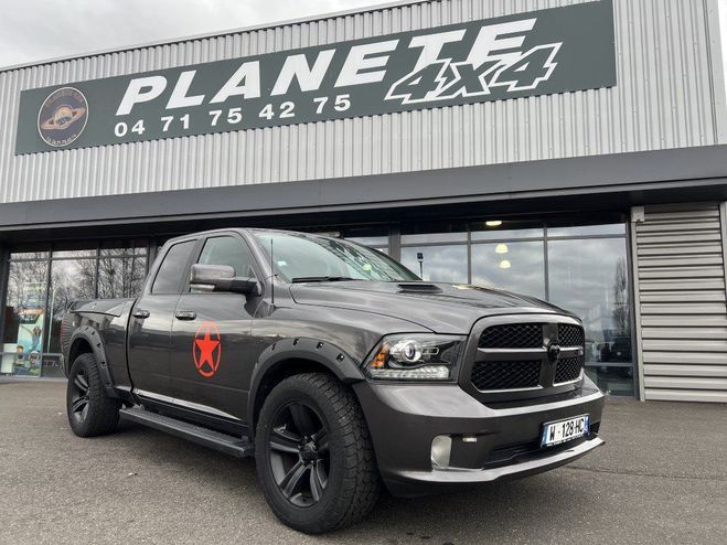 Dodge Ram 1500 Quad Cab 5,7 L V8 Essence GPL 400 C Gris de 2017