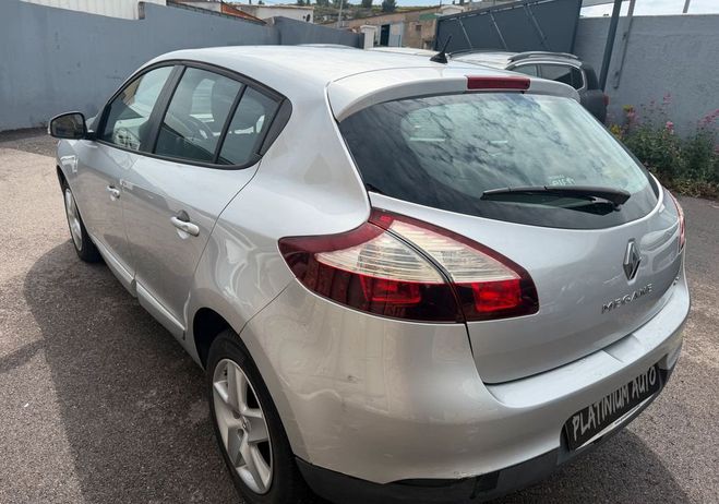 Renault Megane 3 (3) 1.5 DCI 95 Pepite Eco2 Gris de 2015