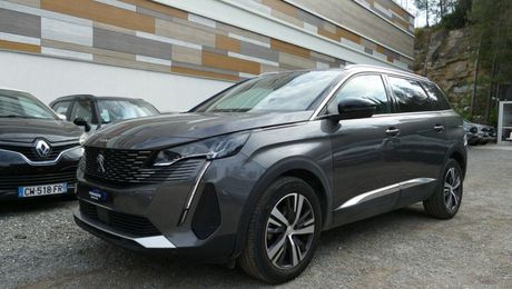 Peugeot 5008 PureTech 130ch SS EAT8 Allure Pack 34900 2023 d'occasion a  La Ciotat (13)