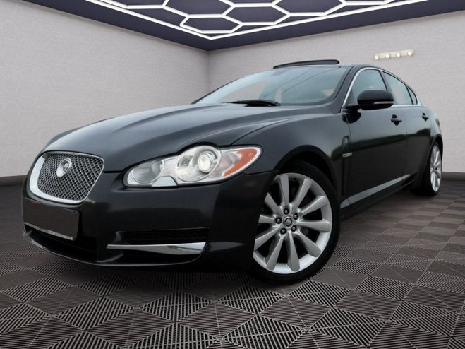 Jaguar XF 3.0 V6 211cv Diesel Edition- CUIR GPS TO Gris de 2010