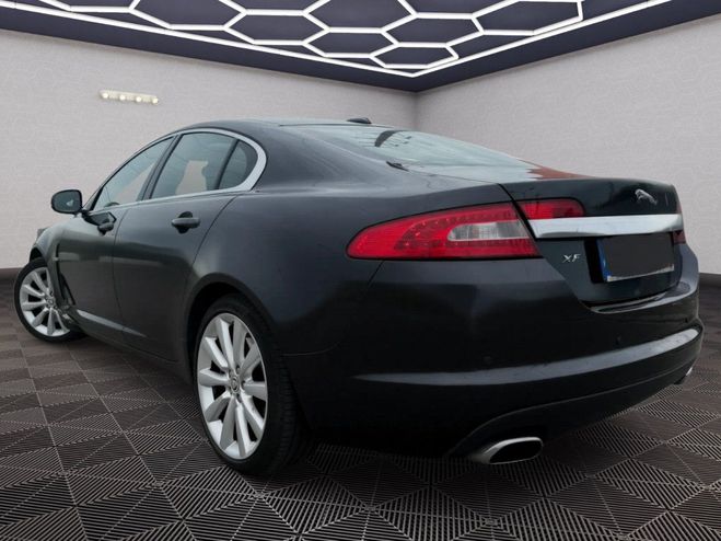 Jaguar XF 3.0 V6 211cv Diesel Edition- CUIR GPS TO Gris de 2010
