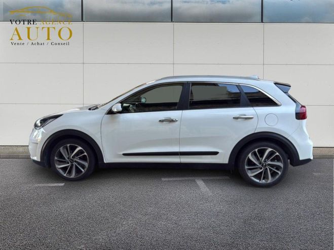 Kia Niro Hybride 1.6 GDI - 105 + Electric 43.5 ch BLANC de 2017