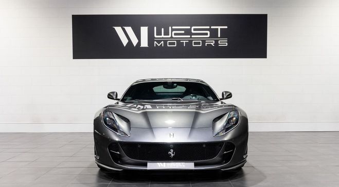 Ferrari 812 Superfast V12 6.5 800 ? FRAN�AISE Lift Display Car Gris de 2018