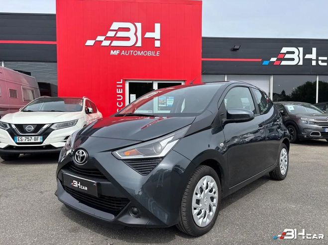 Toyota Aygo 1.0 VVTI 70 X-PLAY Gris de 2020