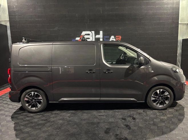Opel Vivaro Vu FOURGON MOYEN 2.0 D 180 L2 PM AUGMENT Gris de 2021