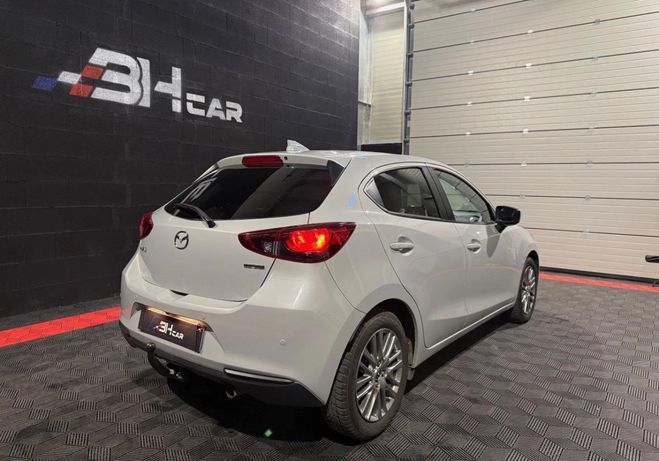 Mazda 2 1.5 SKYACTIV-G 90 HYBRID MHEV SIGNATURE Blanc de 2021