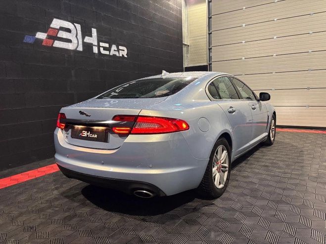 Jaguar XF 2.2 D 165 BRITISH EDITION BVA Bleu de 2015