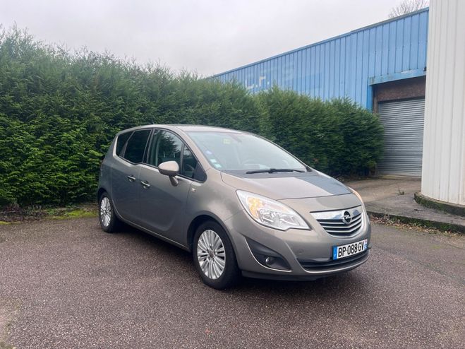 Opel Meriva (Financement possible) 1.4 - 120cv Conne Gris de 2011