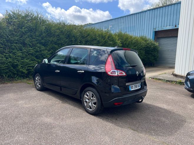 Renault Scenic III (Financement possible) 1.6 dCi 130cv Noir de 2011