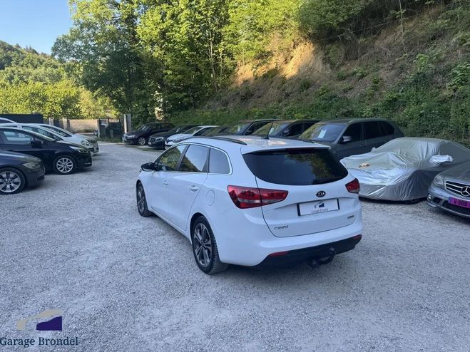 Kia Ceed d Ceed SW 1.6 CRDi 136cv BVA GT Line 3�m Blanc de 2016