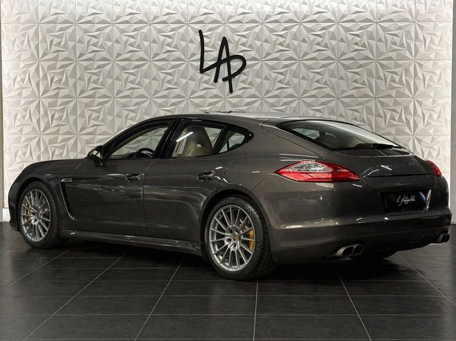 Porsche Panamera TURBO S 4.8 V8 PDK 550CH SUIVI EXCLUSIF GRIS de 2011