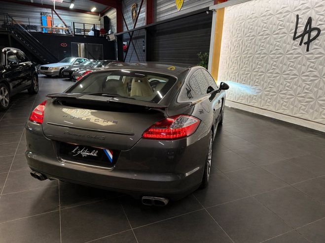 Porsche Panamera TURBO S 4.8 V8 PDK 550CH SUIVI EXCLUSIF GRIS de 2011