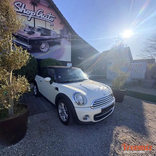 Mini Cabrio 1.6 D 110 COOPER Blanc de 2012