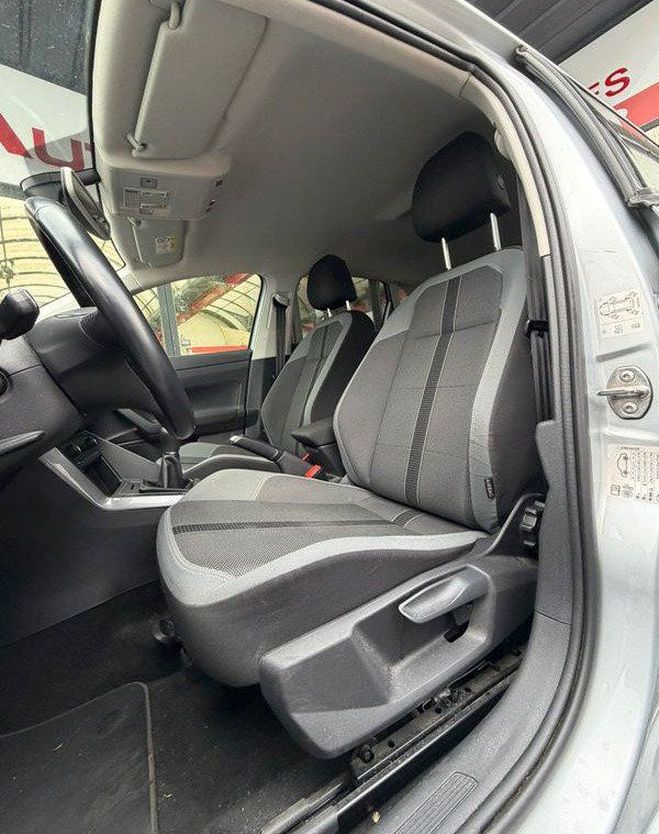 Volkswagen Polo VI 1.0 TSI 95ch R-Line Gris de 2021