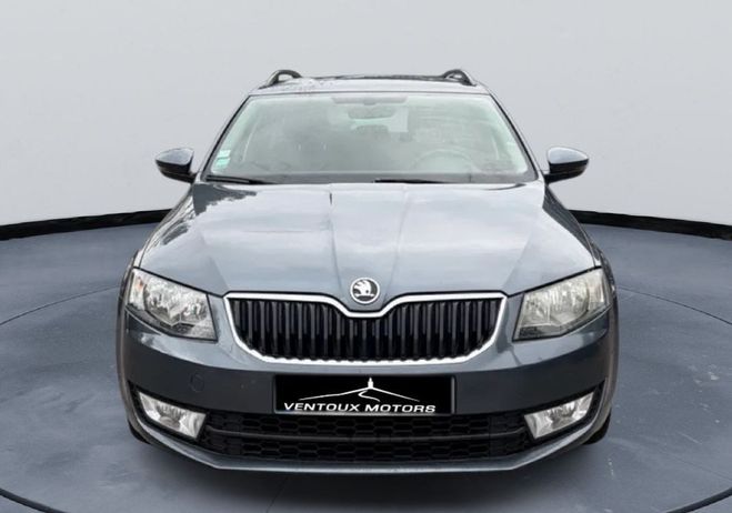 Skoda Octavia Combi 1.6 tdi 110 edition -attelage- Gris de 2017