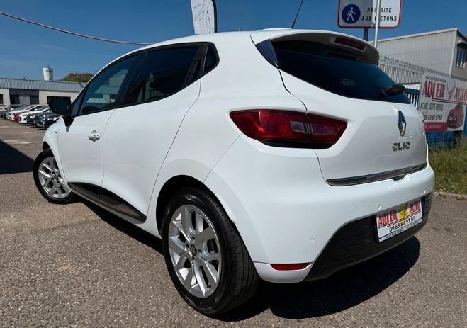 Renault Clio IV 0.9 TCe 90ch energy Limited 5p 1�re M Blanc de 2018