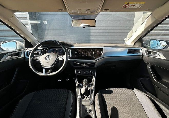 Volkswagen Polo 1.0 TSI 95 S&S BVM5 Active Gris de 2021