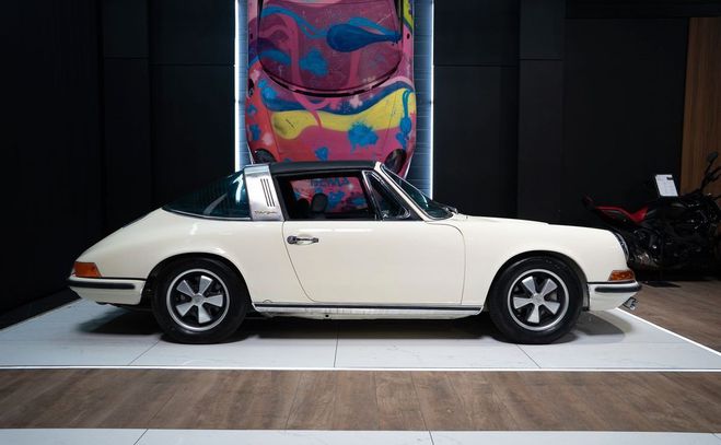 Porsche 911 2.2 E Targa 155cv | Matching Numbers |In Ivoire de 1970