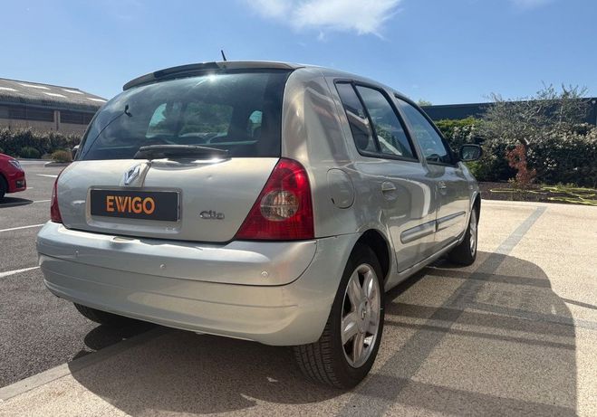 Renault Clio 1.5 dci 100ch privil�ge clim auto blueto Gris de 2004