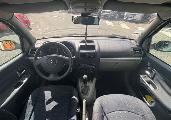 Renault Clio 1.5 dci 100ch privil�ge clim auto blueto Gris de 2004
