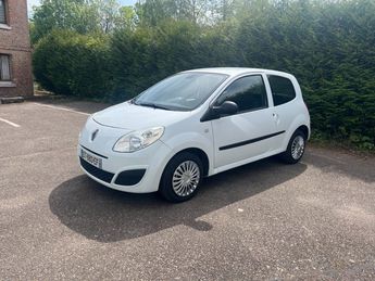  Voir d&eacute;tails -Renault Twingo II 1.5 dCi 65cv eco2 Authentique &agrave;  La Vaupali�re (76)