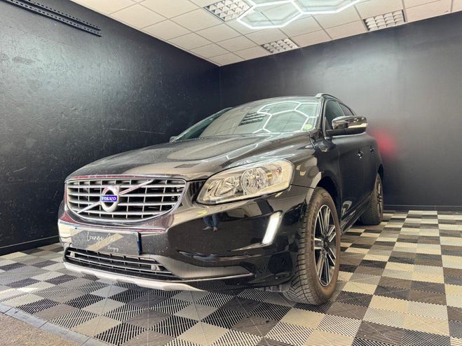 Volvo XC60 D4 AWD 2.4 190 ch Signature Edition Gear Noir de 2017
