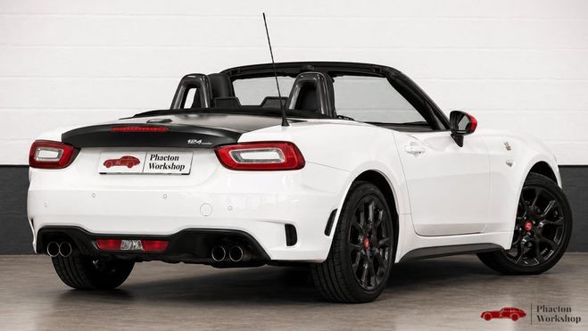 Abarth 124 Spider 1.4 MultiAir 170ch Blanc M�tallis� de 2016