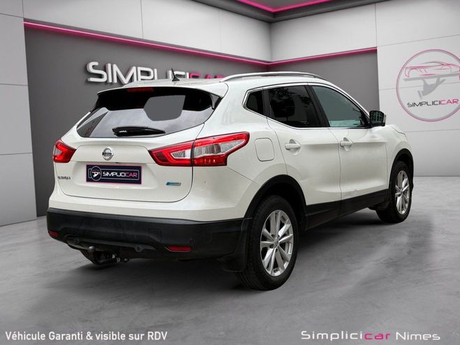Nissan Qashqai 1.5 dCi 110 Tekna - Cam�ra 360 - Attelag Blanc de 2015