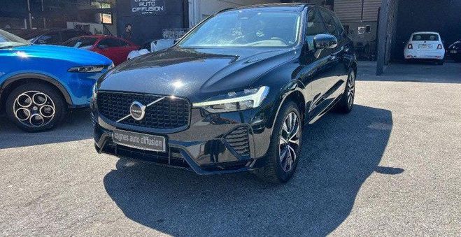 Volvo XC60 B4 197CH PLUS STYLE DARK GEARTRONIC Noir de 2023