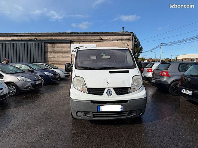 Renault Trafic II FG L1H1 1000 2.0 DCI 115CH CONFORT Blanc de 2011