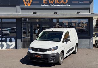  Voir d&eacute;tails -Peugeot Partner vu fourgon 1.5 bluehdi 102ch 1000kg suiv &agrave; Valence (26)